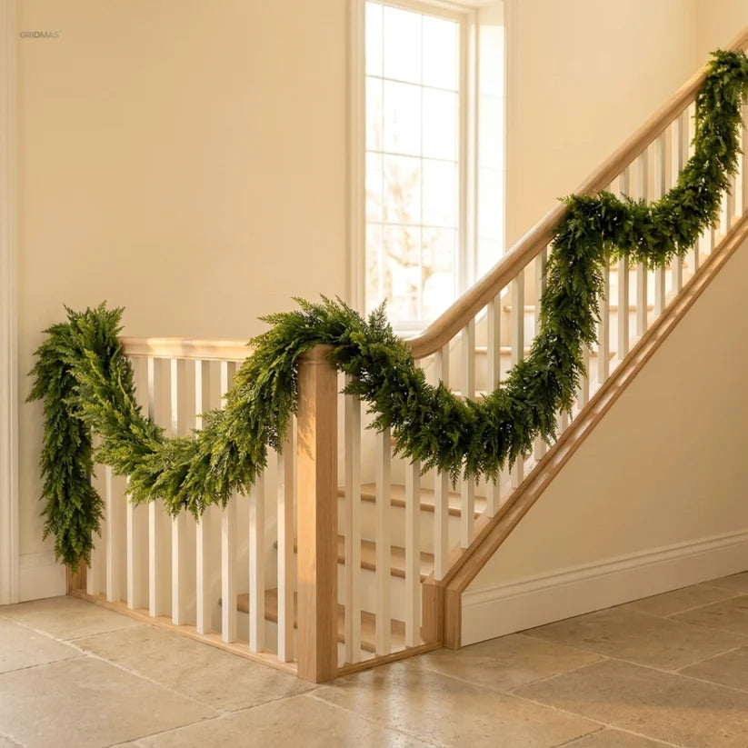 Nouri™ Cedar Garlands